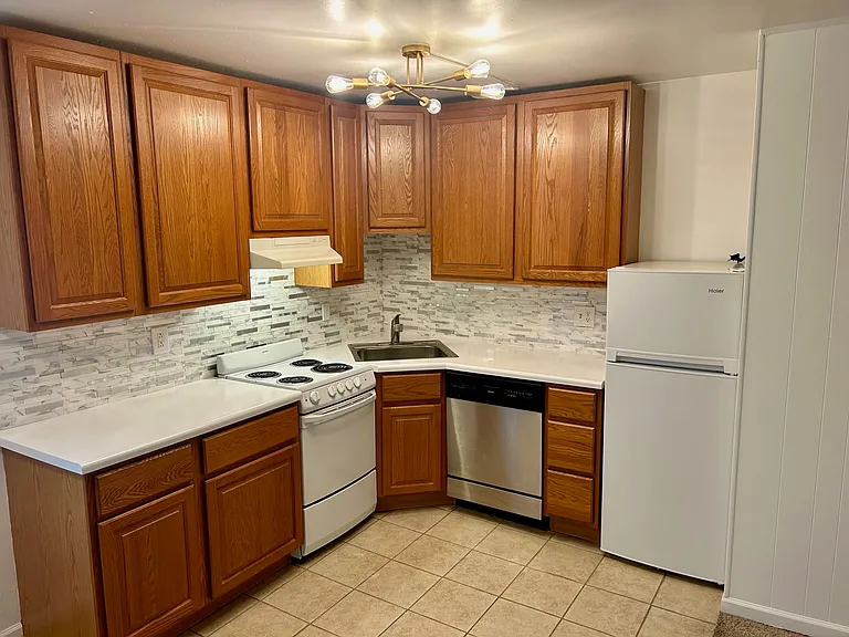 1606 Clawson St #D — Photo 13