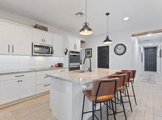 17991 W Via Del Sol, Surprise, AZ 85387