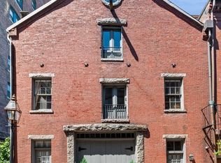 36 Joy St #F2, Boston, MA 02114