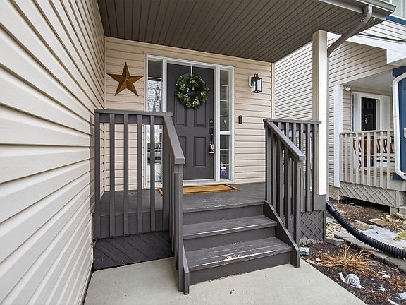 3rd image of 166 Foxhaven Way