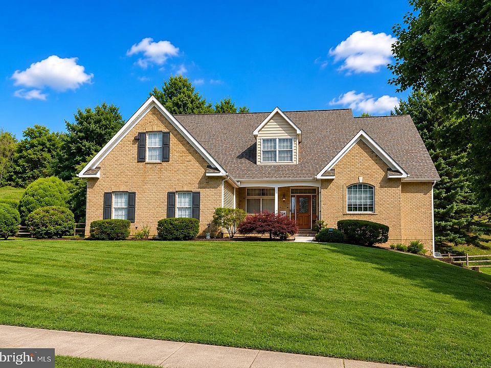 1st image of 361 Winged Foot Dr