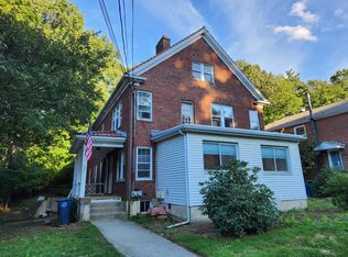 446 Lowell Ave #446, Newtonville, MA 02460
