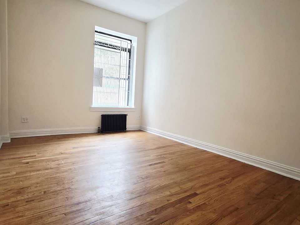 1st image of 202 W 106th St APT 7