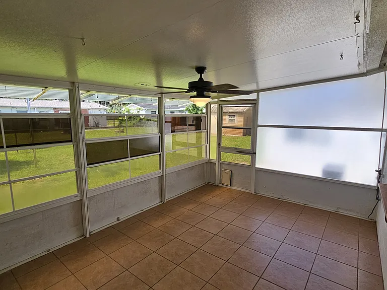 991 Barclay Dr — Photo 21