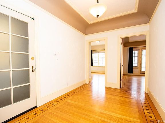4th image of 126 Bernard St