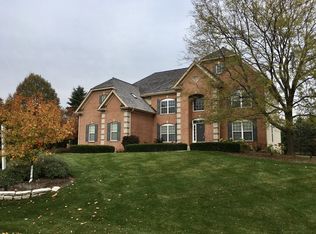 25341 N Countryside Dr, Lake Barrington, IL 60010