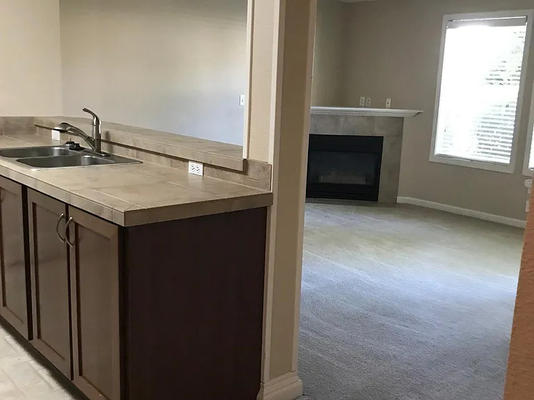 15054 NW Central Dr #806 — Photo 9