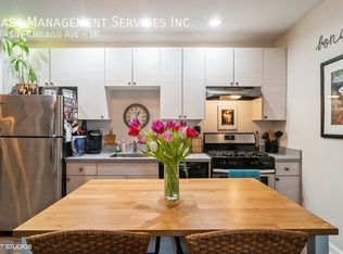 1741 W Chicago Ave #1R, Chicago, IL 60622