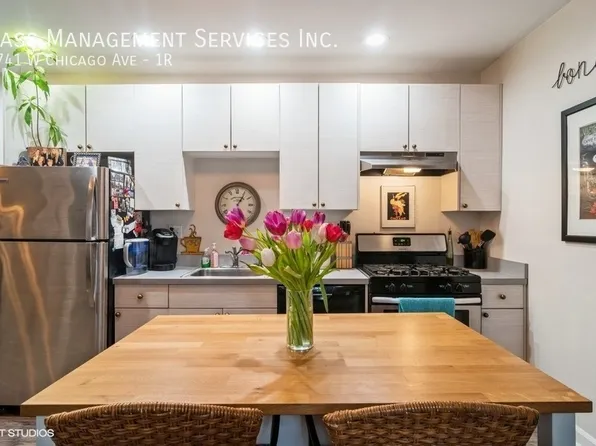 1741 W Chicago Ave #1R, Chicago, IL 60622