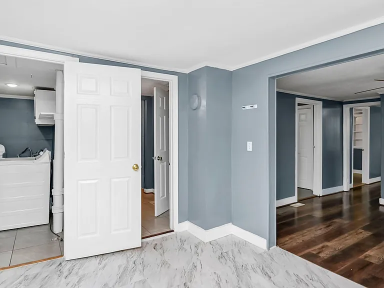 1330 Kingston Rd — Photo 13