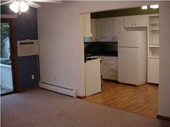 3rd image of 5358 36th Ave APT 7
