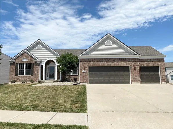 1600 NW 54th Ter, Kansas City, MO 64118