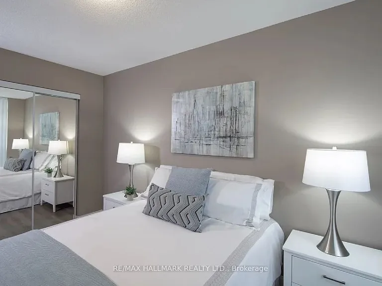 5191 Dundas St W #1409 — Photo 5