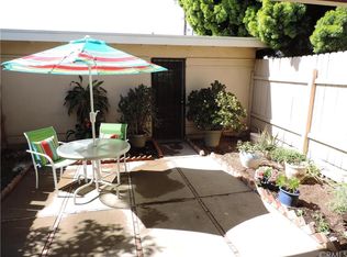 17226 Nisson Rd APT A, Tustin, CA 92780