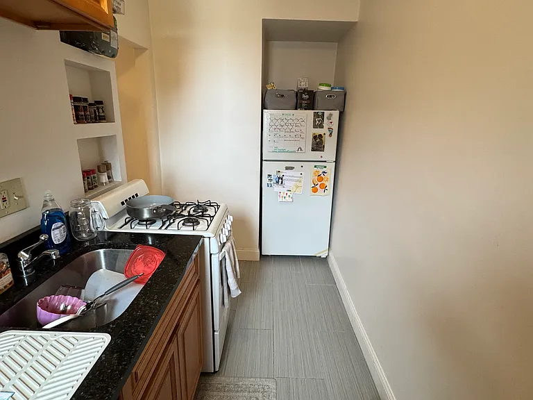 15 Scottfield Rd #11 — Photo 10