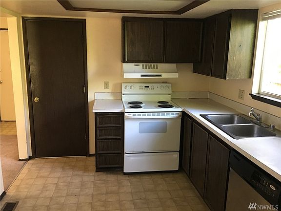 5th image of 1773 S 94th St
