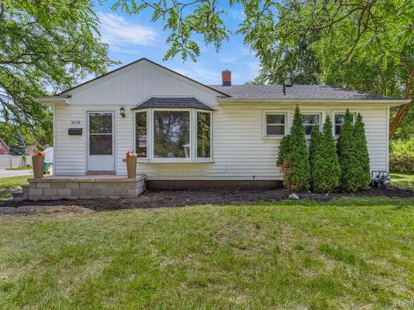 32109 Sheridan St, Garden City, MI 48135