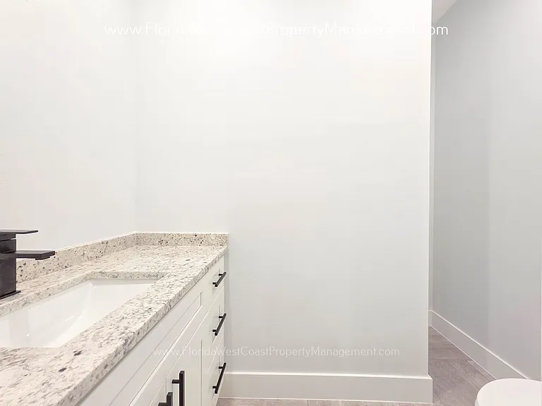 9225 Raes Creek Pl — Photo 33