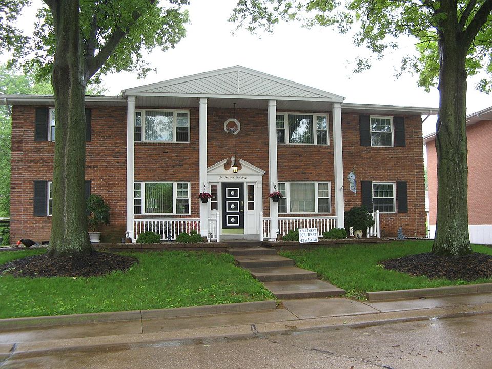 10140 Chaucer Building Front