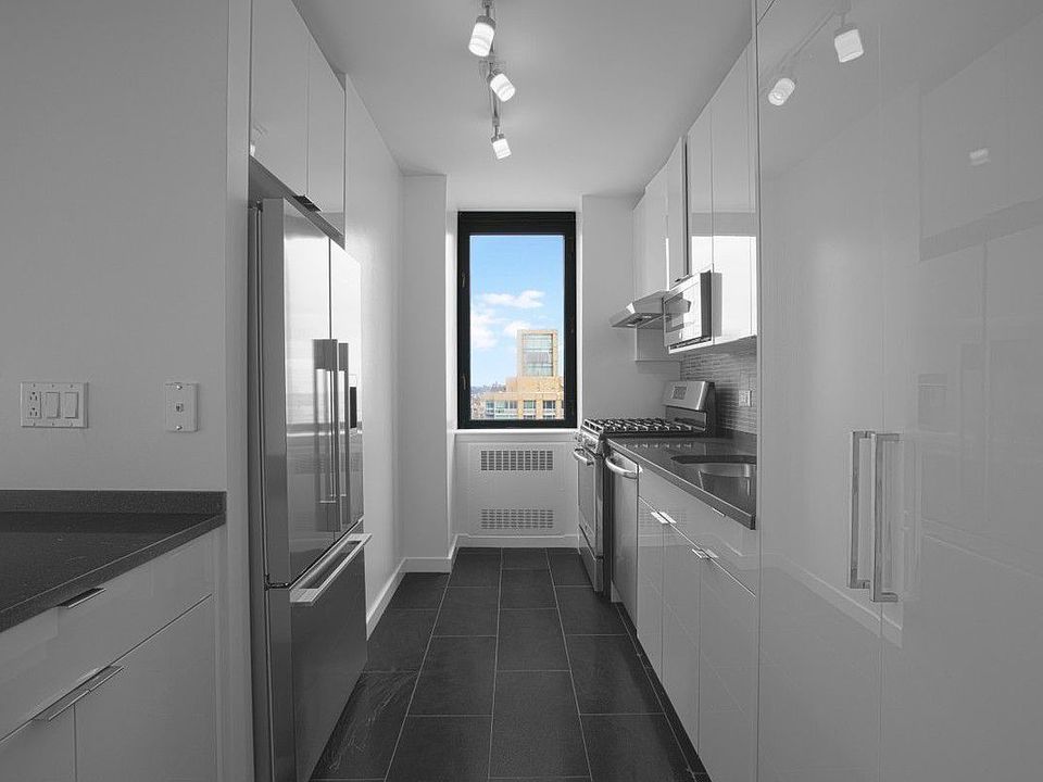 1st image of 55 W End Ave #P38b