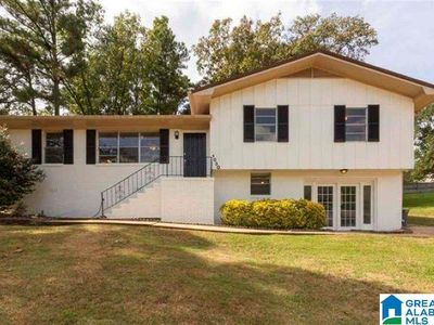 1030 Gloria Dr, Bessemer, AL, 35022