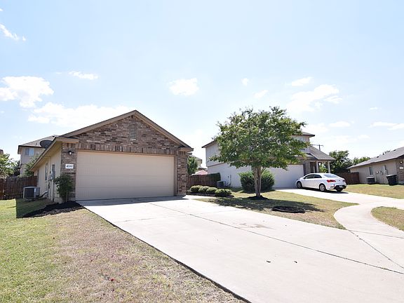 3rd image of 4700 Black Forest Ln