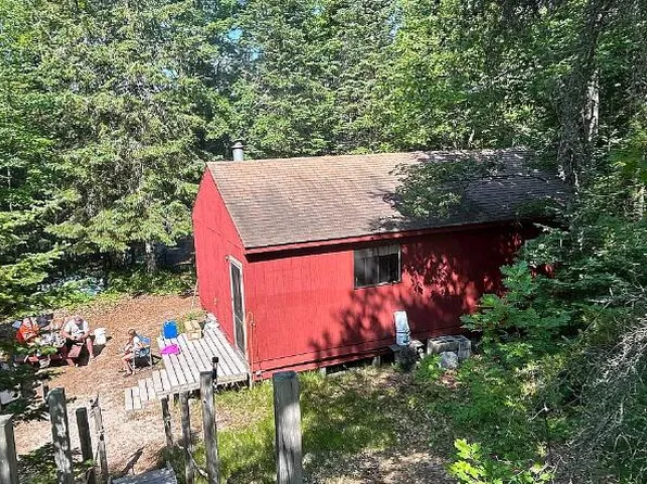 33273 W Betsy River Rd, Paradise, MI 49768