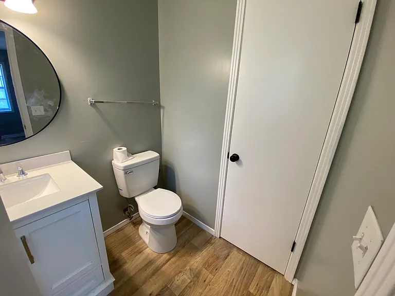 209 Belle Cir — Photo 8