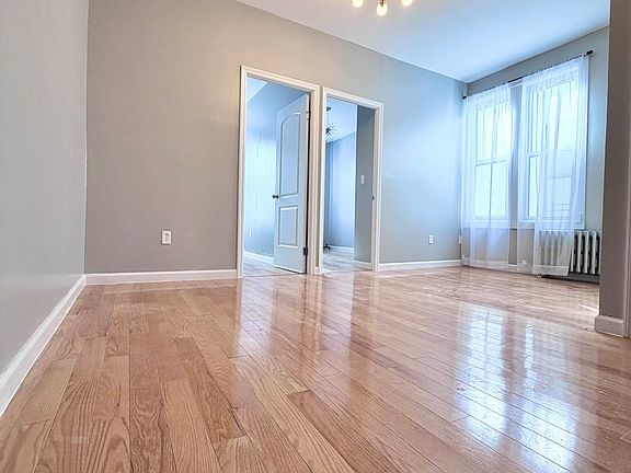 3rd image of 7107 Narrows Ave #2R
