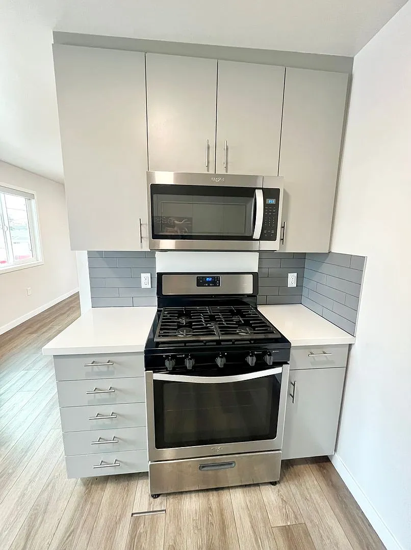 1193 Florence Street — Photo 4