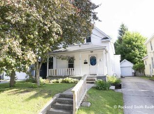 16 Elmwood St NW, Grand Rapids, MI