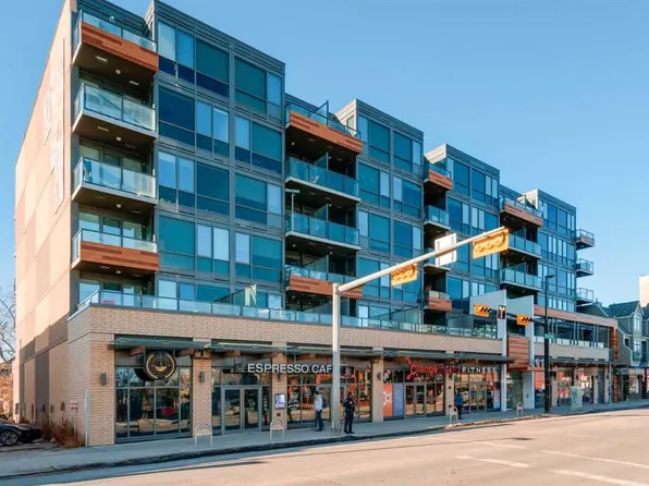 301 E 10th St NW #307, Calgary, AB T2N 1V5