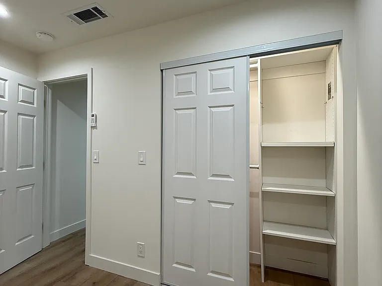 2465 Torrance Blvd — Photo 27