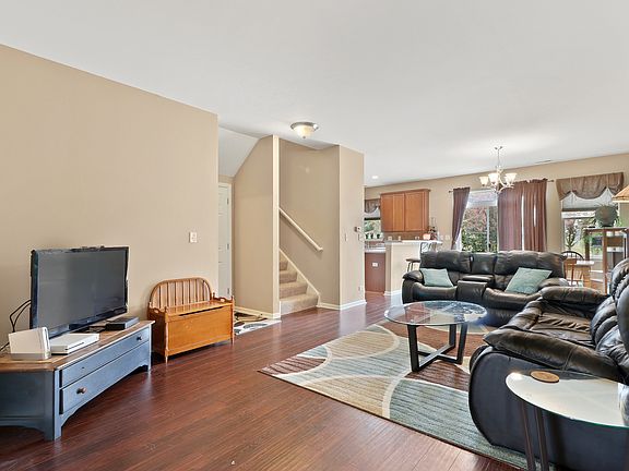 4th image of 1274 Waverly Dr #1274