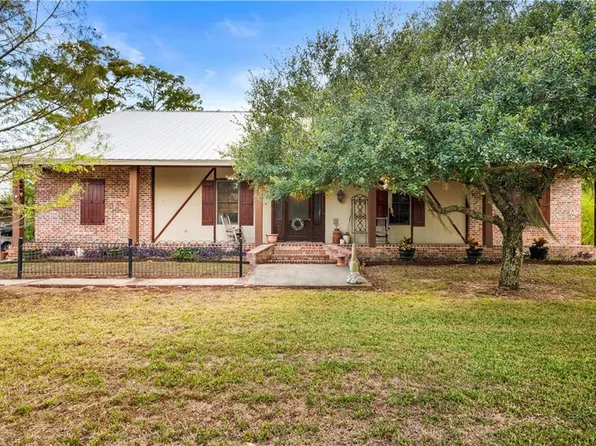 951 Hidden Ridge Dr, Woodworth, LA 71485