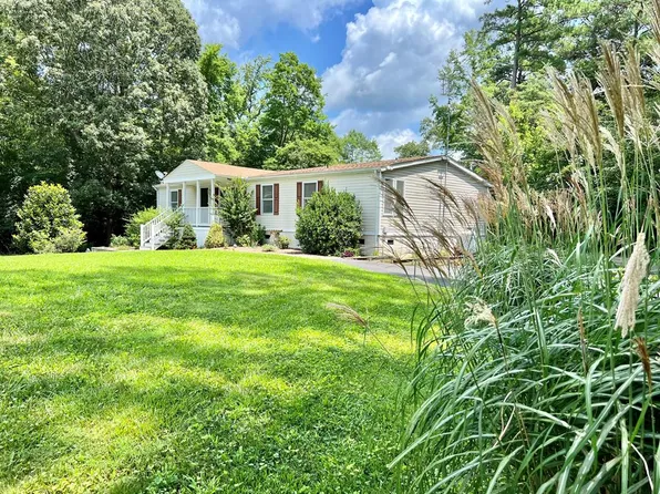 105 Cove Ln, Heathsville, VA 22473