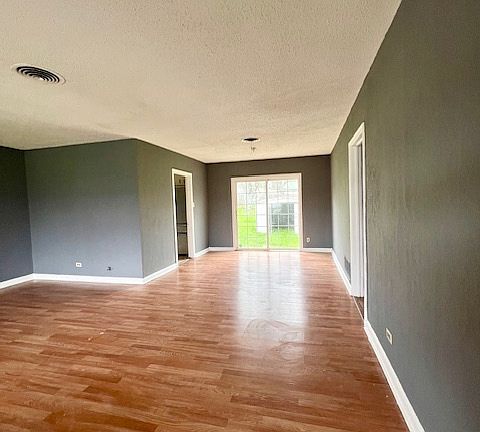 4th image of 139 COMFORT