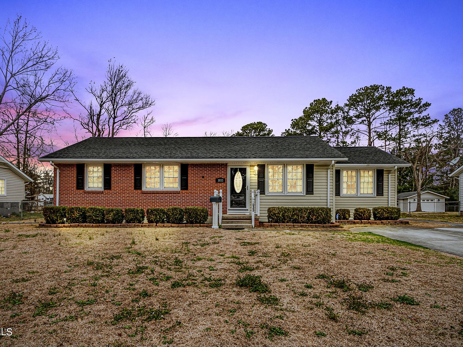 1033 Decatur Rd Jacksonville Nc 28540 Zillow