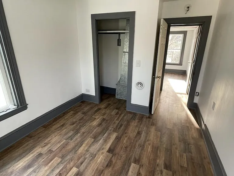 43 Broad St #2 — Photo 7