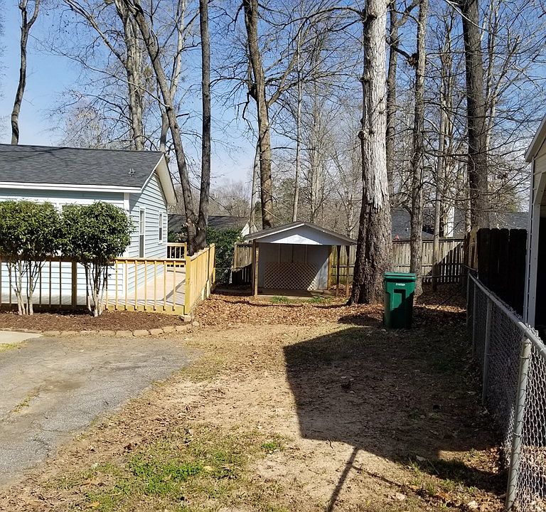 2nd image of 112 Wiley Ct