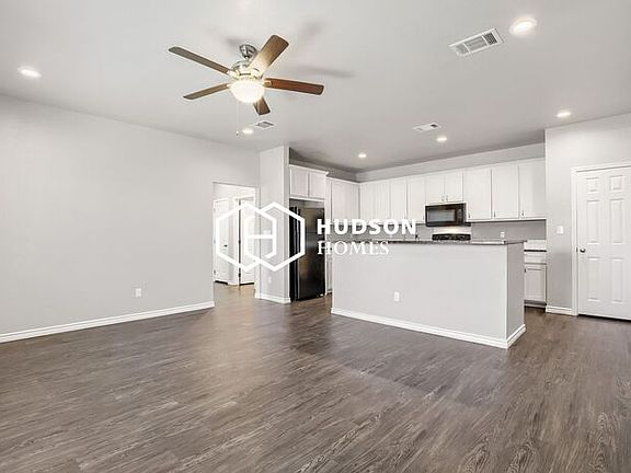 4th image of 101 Pharm Hills Rd Unit 501