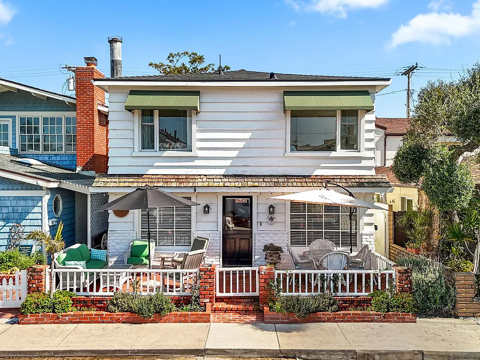 114 Marine Ave