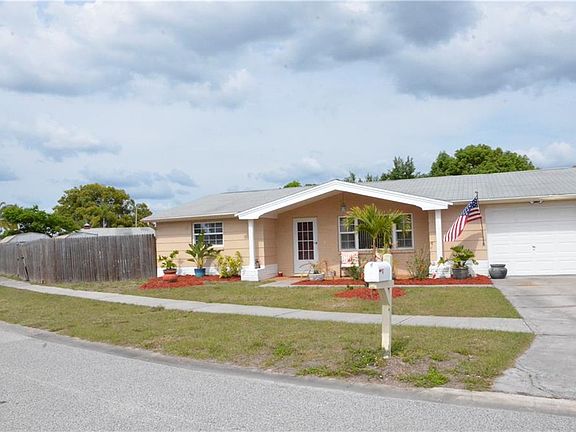 4th image of 1136 Royalwood Dr
