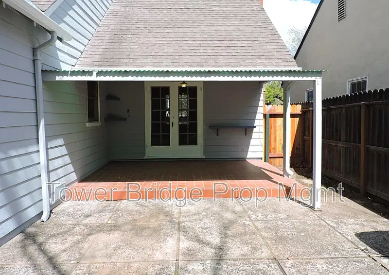 3 bed, 2.0 bath, 1538 sqft, $2,750 — Photo 3