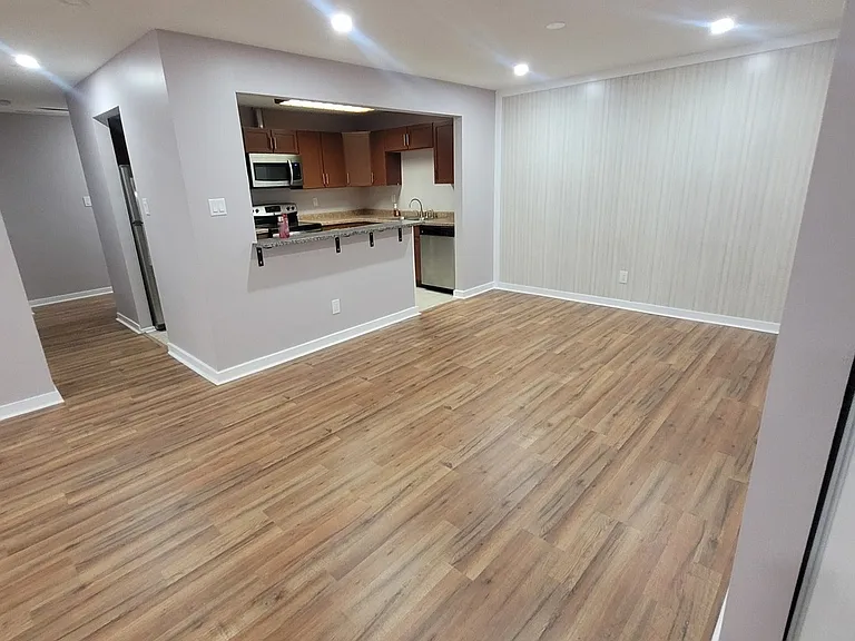 803 Garden Cir #7A — Photo 4