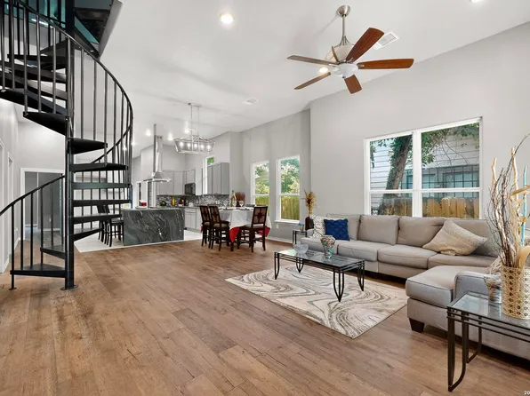305 SPRUCE ST, San Antonio, TX 78203