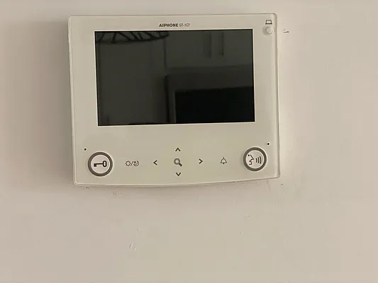 Rented by EastMount Realty LLC | media 18