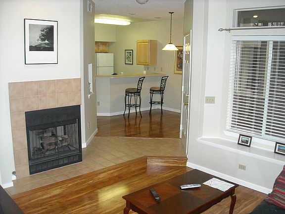 Looking toward kitchen/eating area