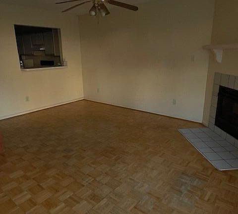 3rd image of 137 Mesa Lane