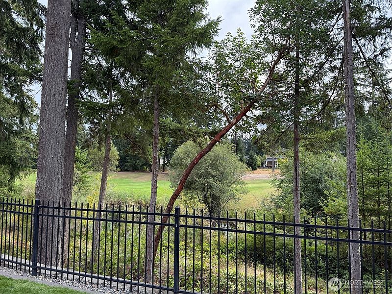 3rd image of 4212 Caddyshack Drive NE